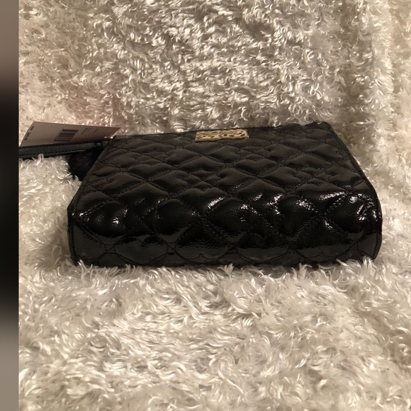 🆕Betsey Johnson Cosmetic / Wristlet / Clutch - Picture 6 of 8